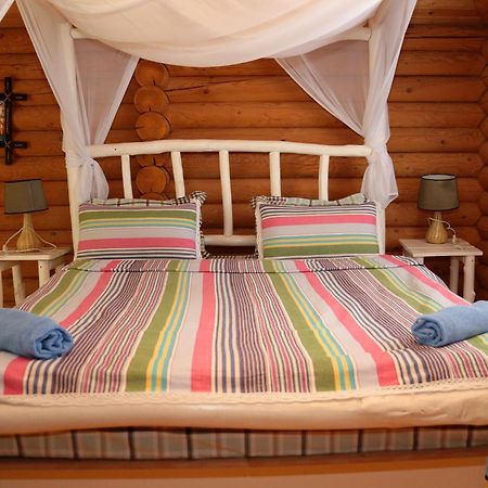 Boutigue Hotel Nebesa Chimgan Zewnętrze zdjęcie