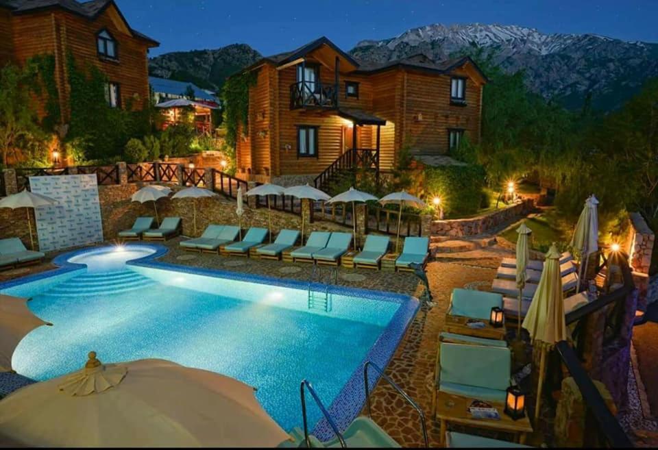 Boutigue Hotel Nebesa Chimgan Zewnętrze zdjęcie